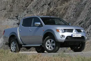 Mitsubishi L200 4WD 2006-2009 ML